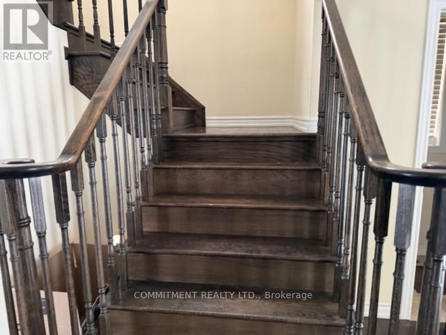 573 Miller Way, Milton, Ontario  L9T 8L8 - Photo 5 - W12675780