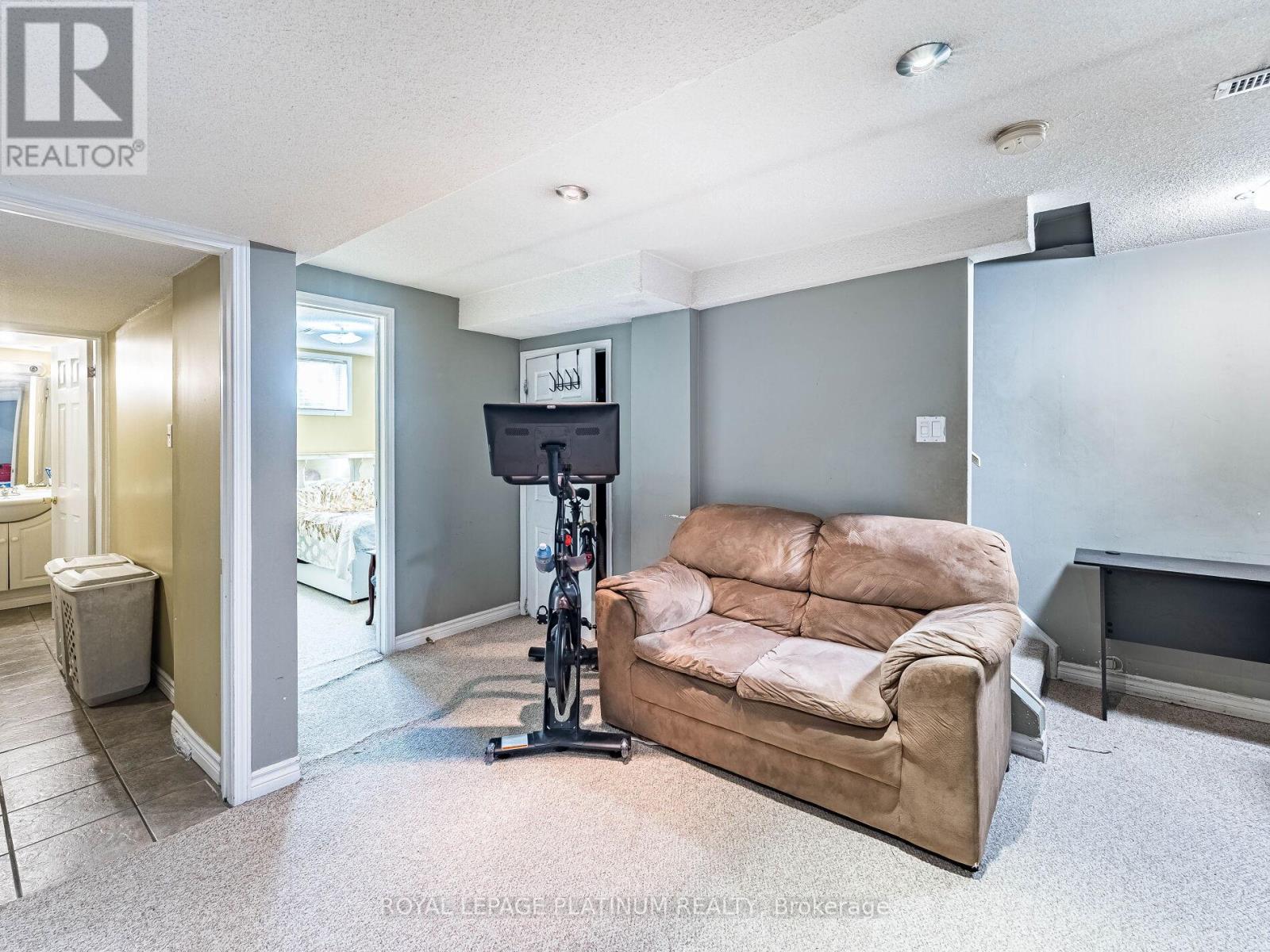 14 Wallingford Court, Brampton, Ontario  L6Y 4V7 - Photo 40 - W12630986