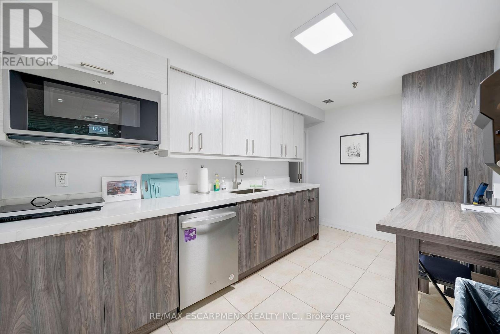 1104 - 2185 Marine Drive, Oakville, Ontario  L6L 5L6 - Photo 38 - W12678686