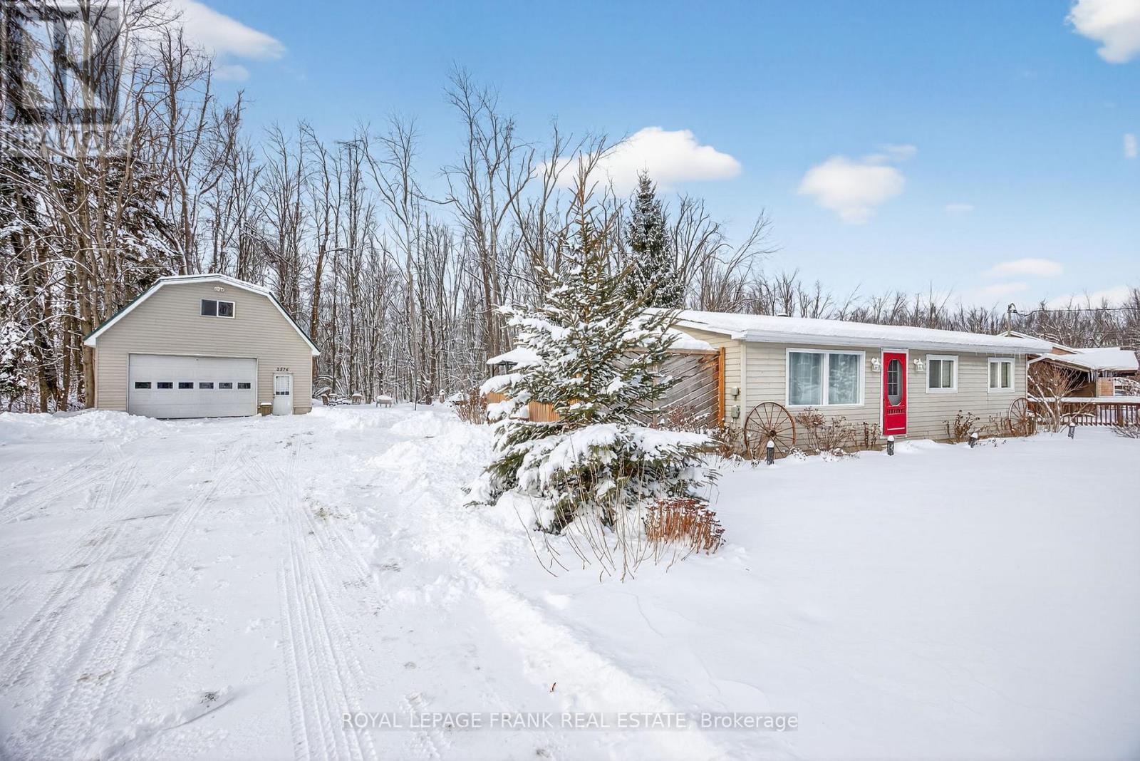 3576 John Street, Ramara, Ontario  L0K 1B0 - Photo 5 - S12640382