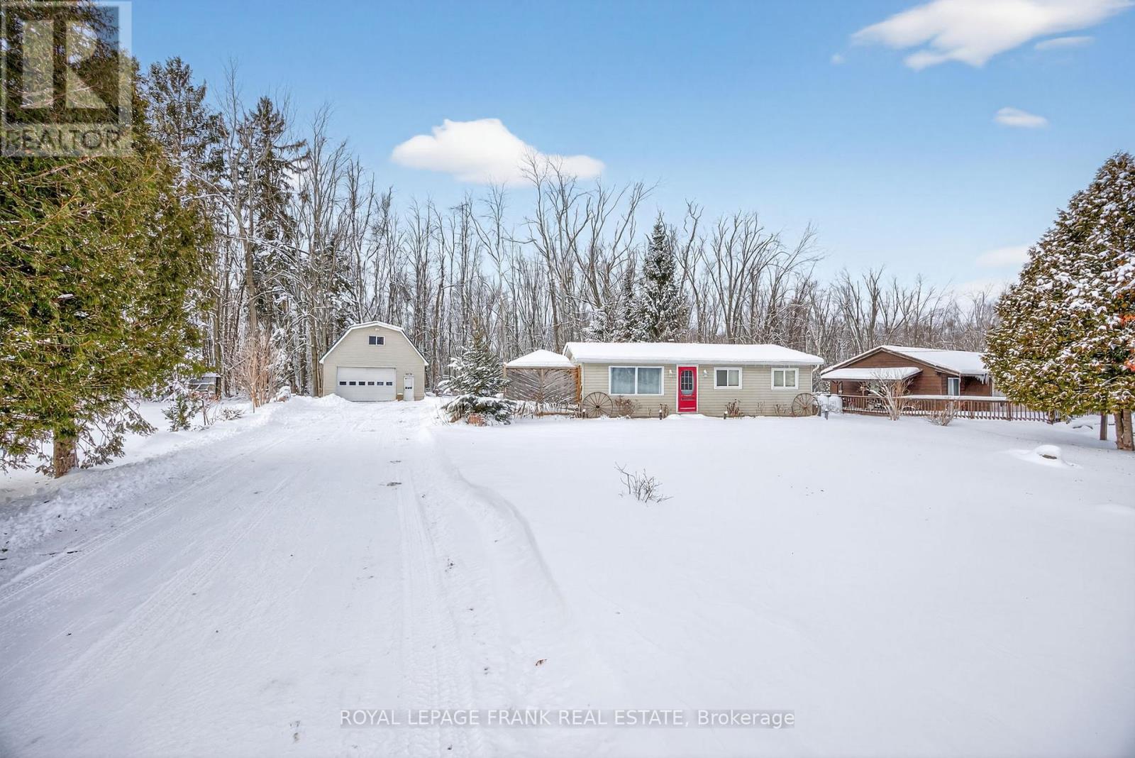 3576 John Street, Ramara, Ontario  L0K 1B0 - Photo 8 - S12640382