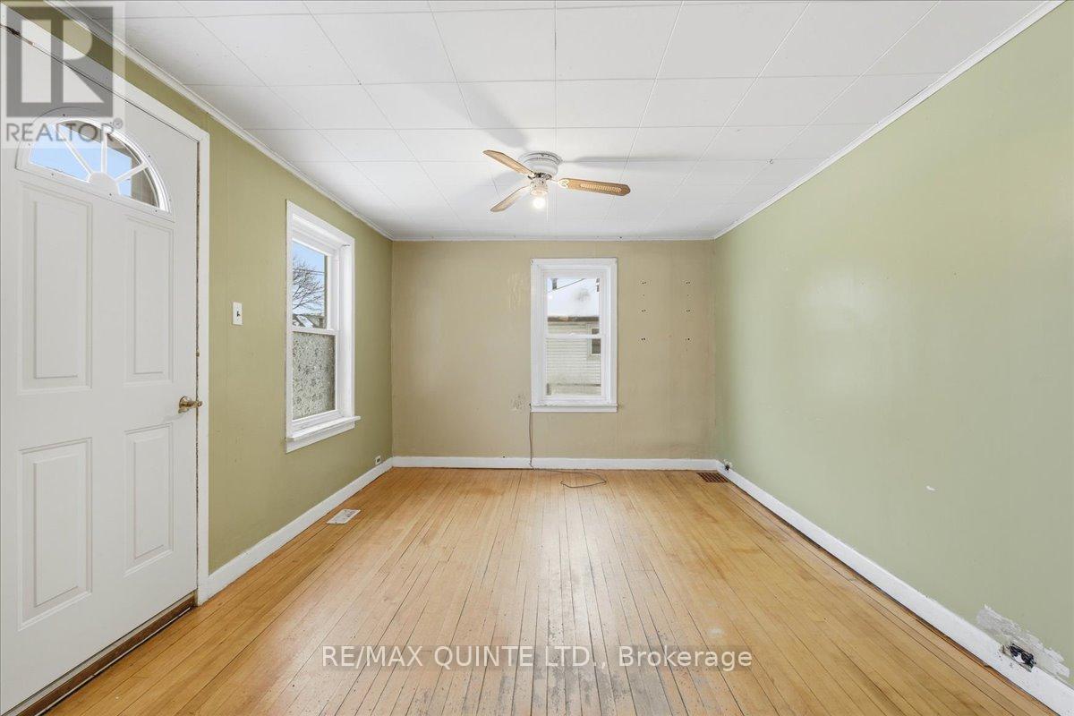 80 St Charles Street, Belleville, Ontario K8P 2W4 - Photo 11 - X12680748