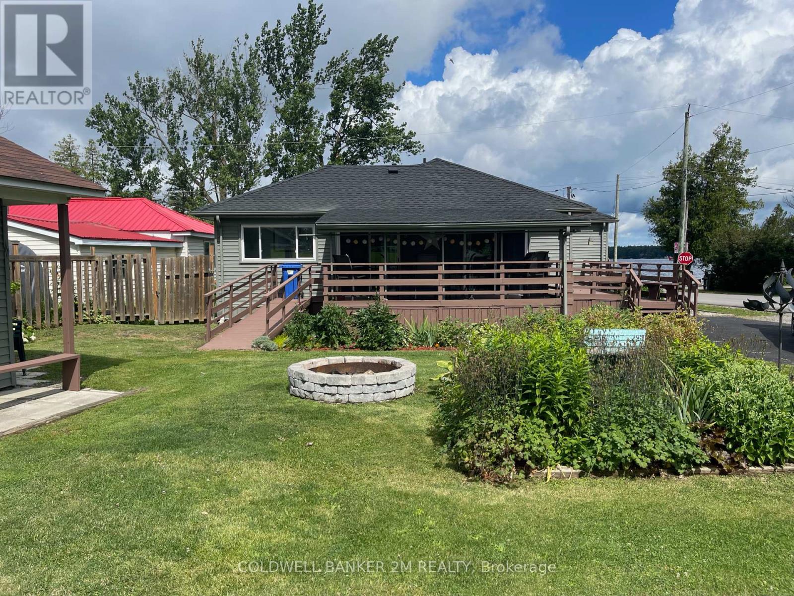 143 Hazel Street, Kawartha Lakes, Ontario K0M 1L0 - Photo 32 - X12680786