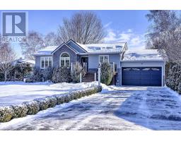 26 GREENWOOD CRESCENT, Kawartha Lakes, Ontario