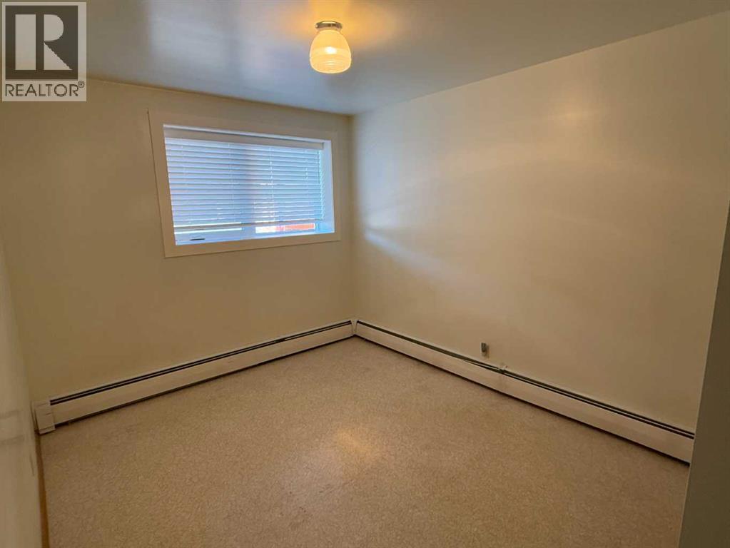 220 3 Street S, Vulcan, Alberta  T0L 2B0 - Photo 33 - A2257239