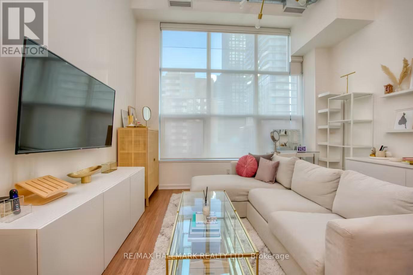 303 - 135 Dalhousie Street, Toronto, Ontario  M5B 2S1 - Photo 6 - C12680810