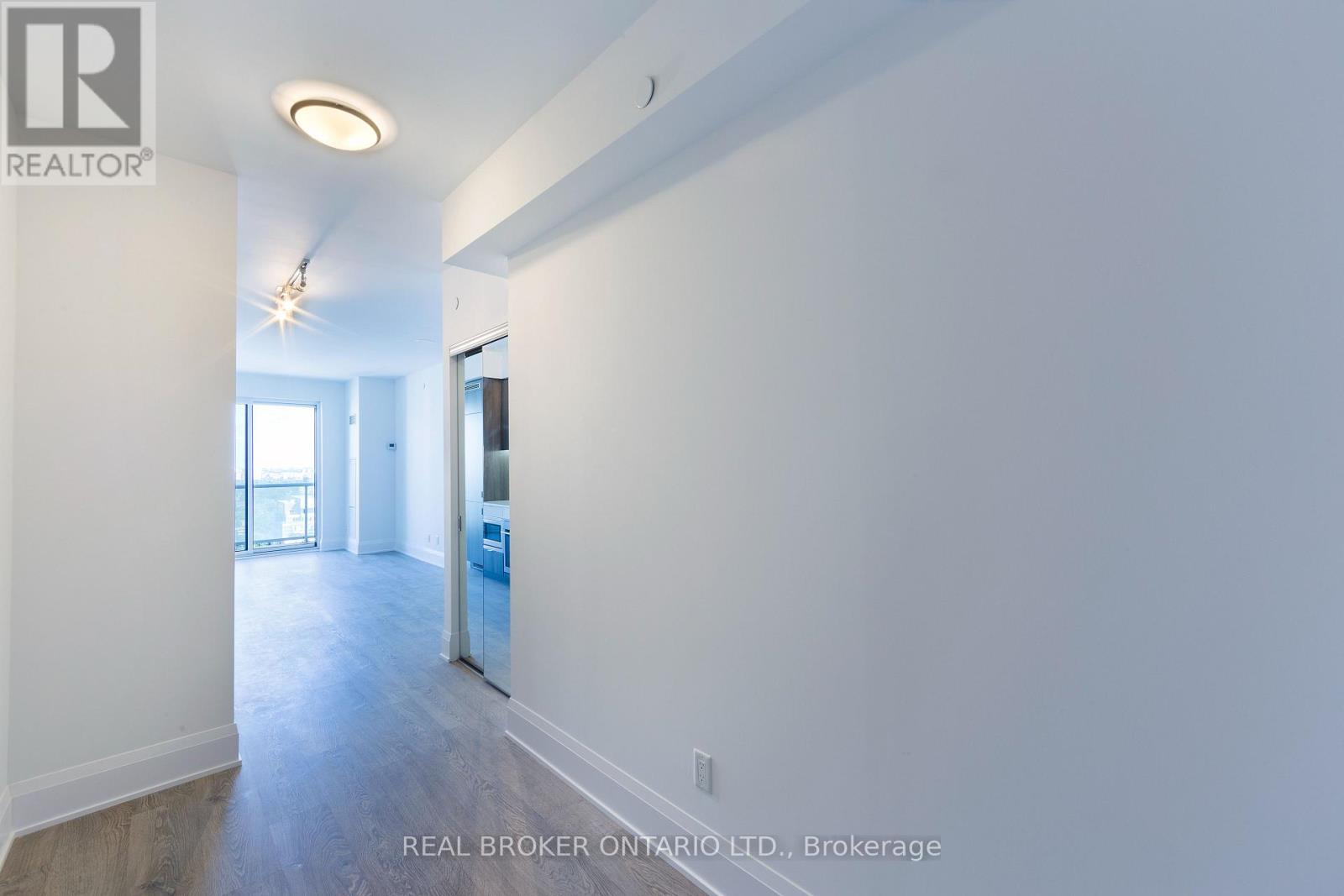 1904 - 101 Erskine Avenue, Toronto, Ontario  M4P 1Y5 - Photo 3 - C12680840