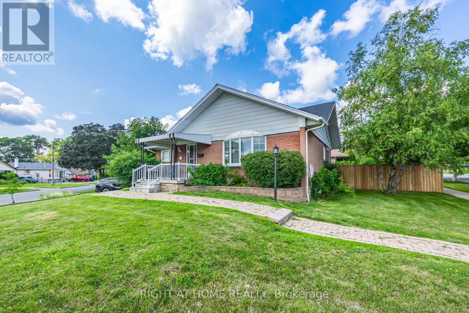 BSMT - 18 SHROPSHIRE DRIVE, Toronto, Ontario