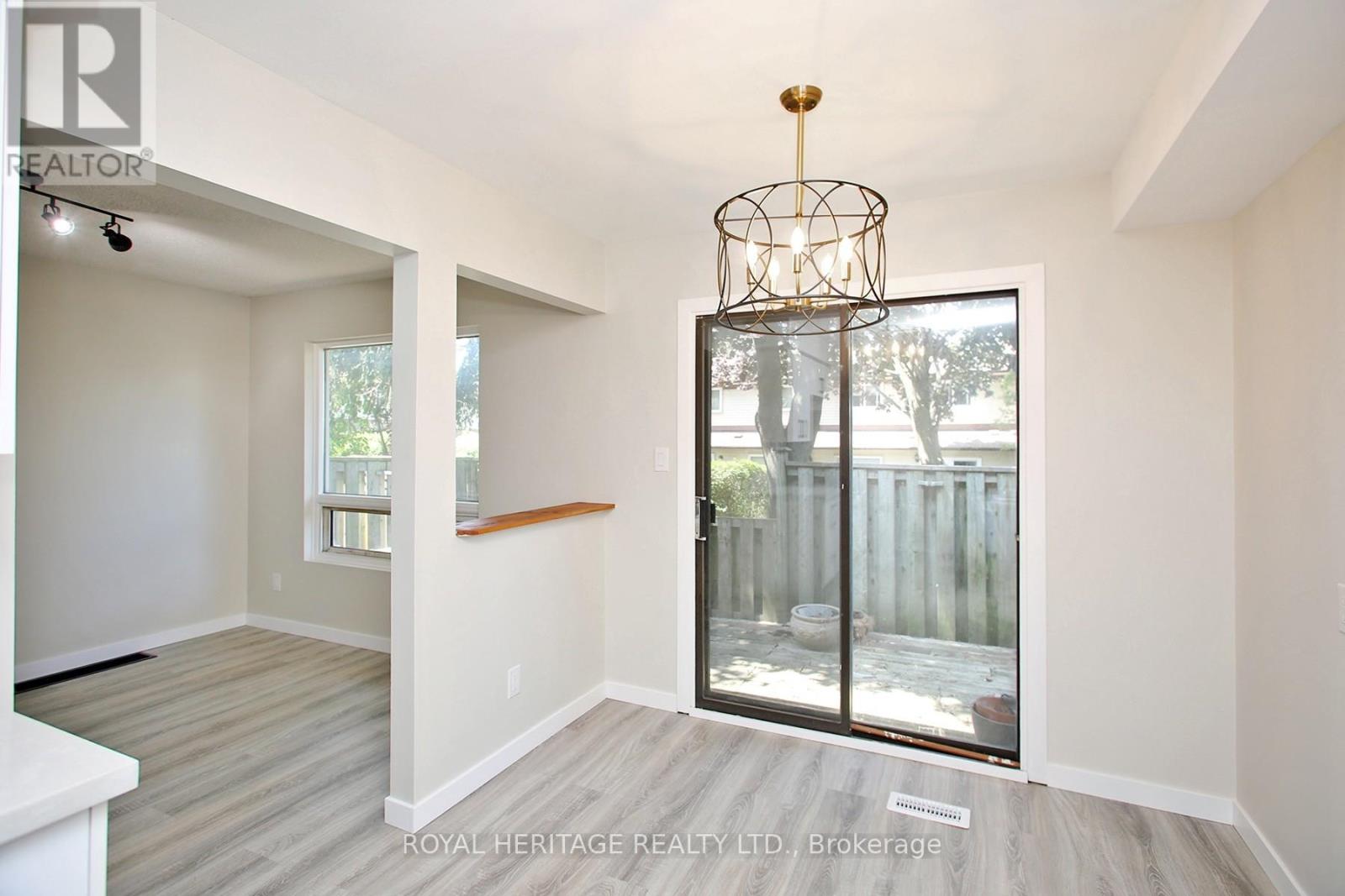 27 Parker Crescent, Ajax, Ontario L1S 3R4 - Photo 8 - E12680850