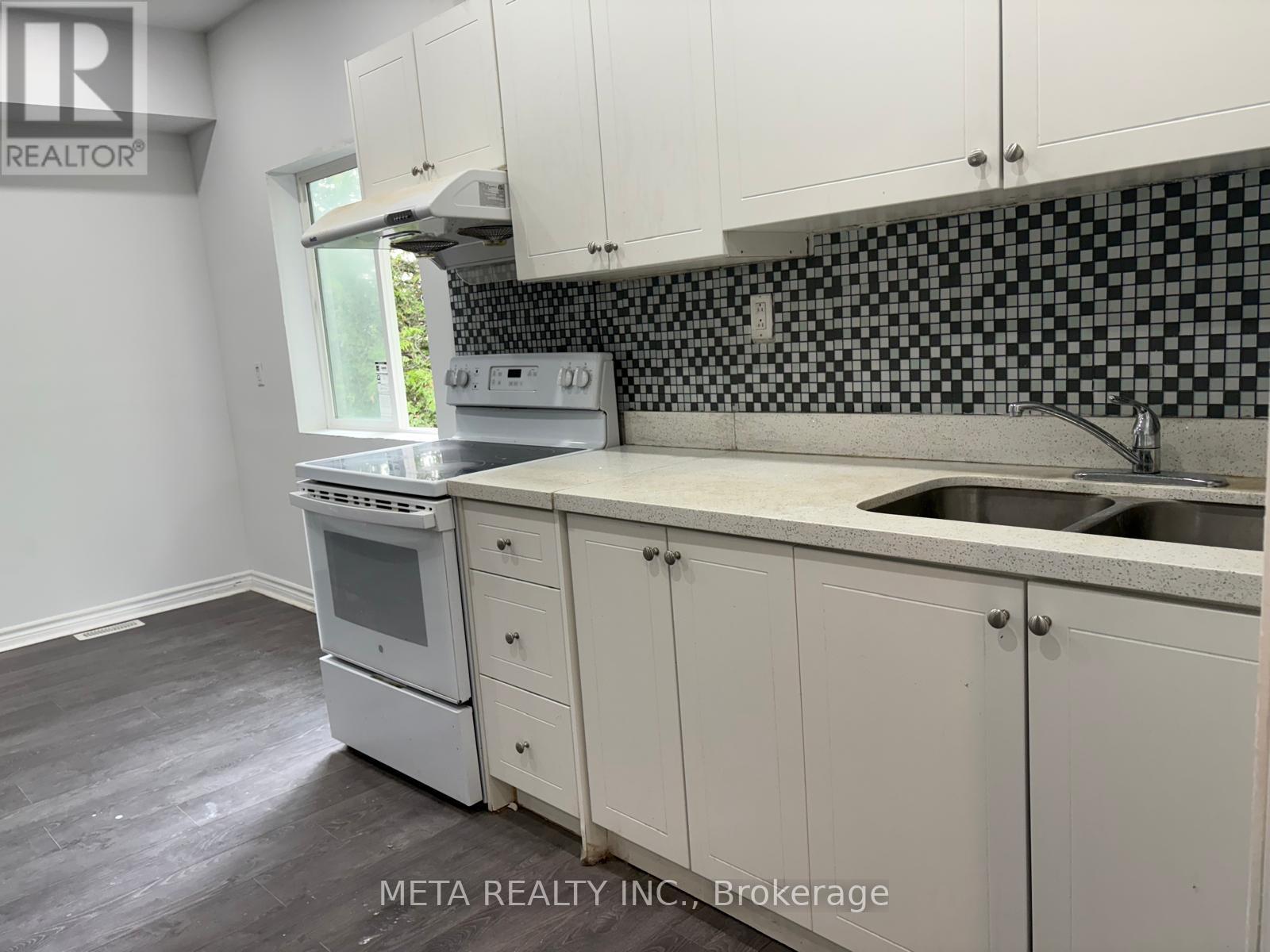 2b - 35 Duncombe Boulevard, Toronto, Ontario  M1M 3A4 - Photo 3 - E12680858