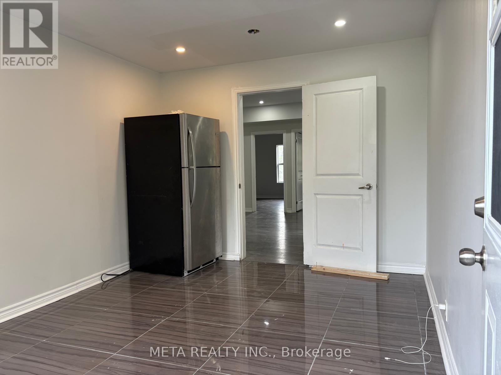 2b - 35 Duncombe Boulevard, Toronto, Ontario  M1M 3A4 - Photo 8 - E12680858