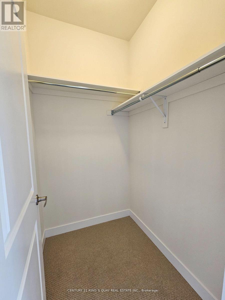 118 Credit Lane, Richmond Hill, Ontario  L4E 1G9 - Photo 7 - N12680686