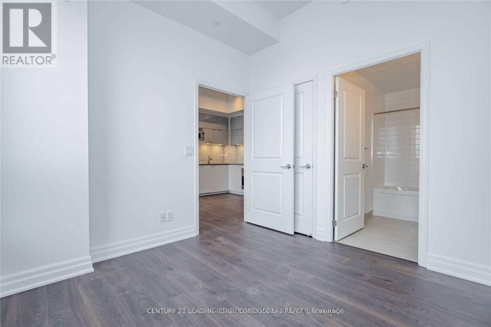 403b - 8 Rouge Valley Drive W, Markham, Ontario  L6G 0G8 - Photo 14 - N12680756