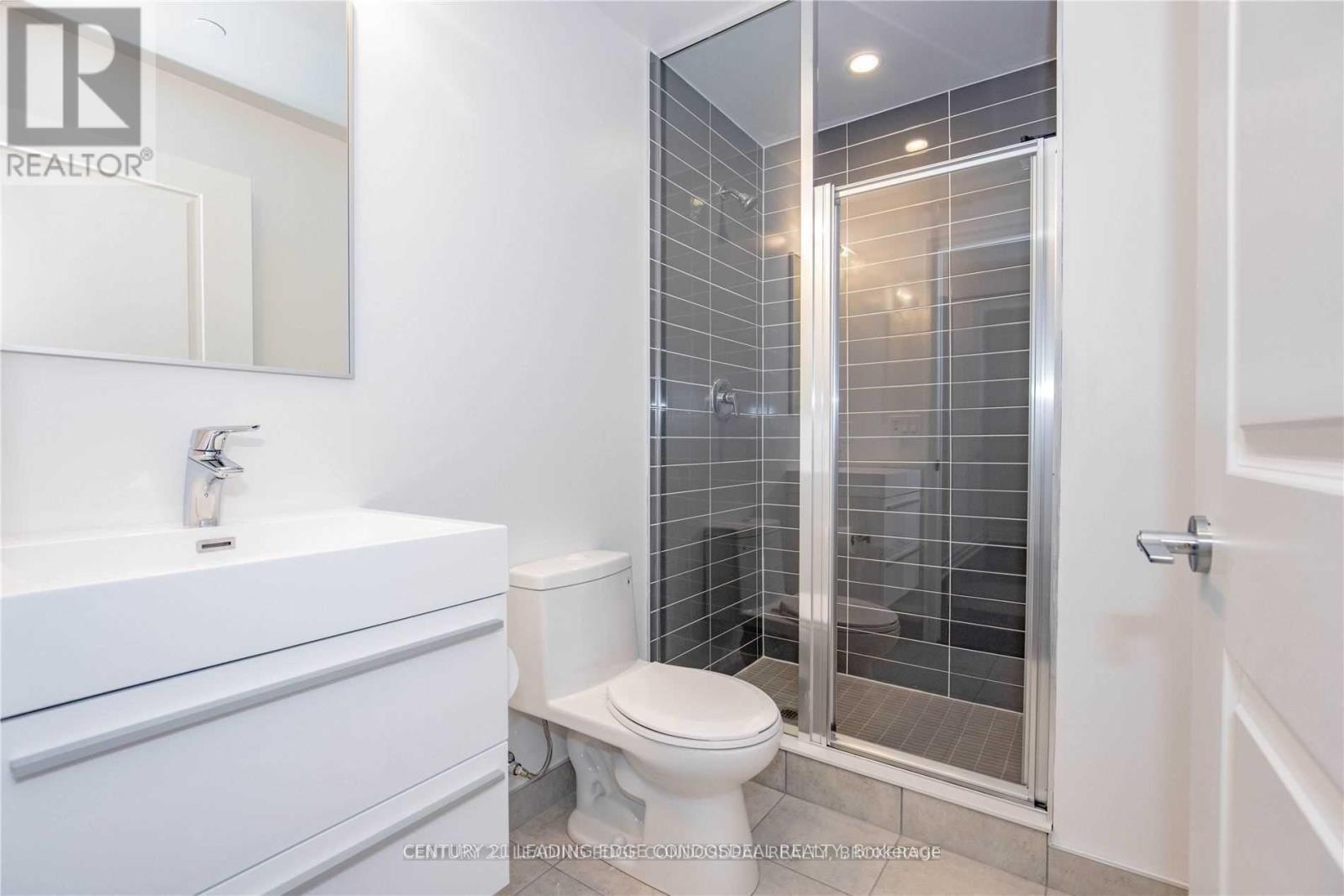 403b - 8 Rouge Valley Drive W, Markham, Ontario  L6G 0G8 - Photo 16 - N12680756