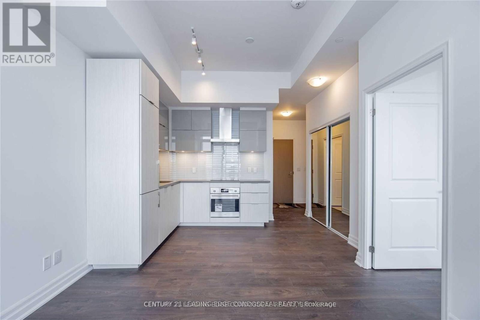 403b - 8 Rouge Valley Drive W, Markham, Ontario  L6G 0G8 - Photo 21 - N12680756