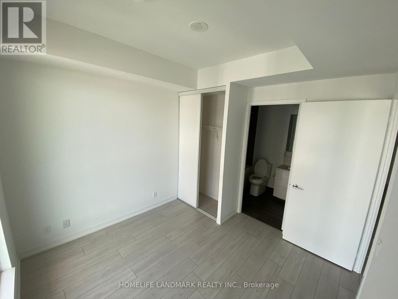 4305 - 950 Portage Parkway, Vaughan, Ontario  L4K 0J7 - Photo 9 - N12680780