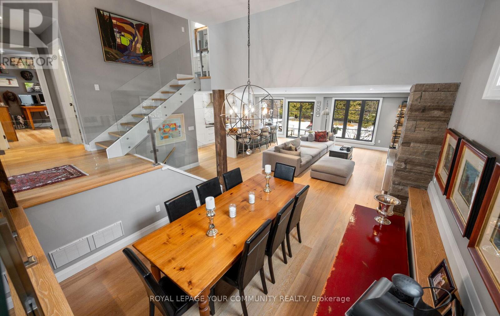 12 Glenview Drive, Aurora, Ontario  L4G 2G8 - Photo 7 - N12680842