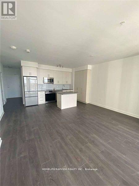 901 - 75 Oneida Crescent, Richmond Hill, Ontario  L4B 0G9 - Photo 2 - N12680898