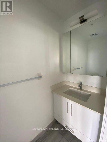 901 - 75 Oneida Crescent, Richmond Hill, Ontario  L4B 0G9 - Photo 8 - N12680898