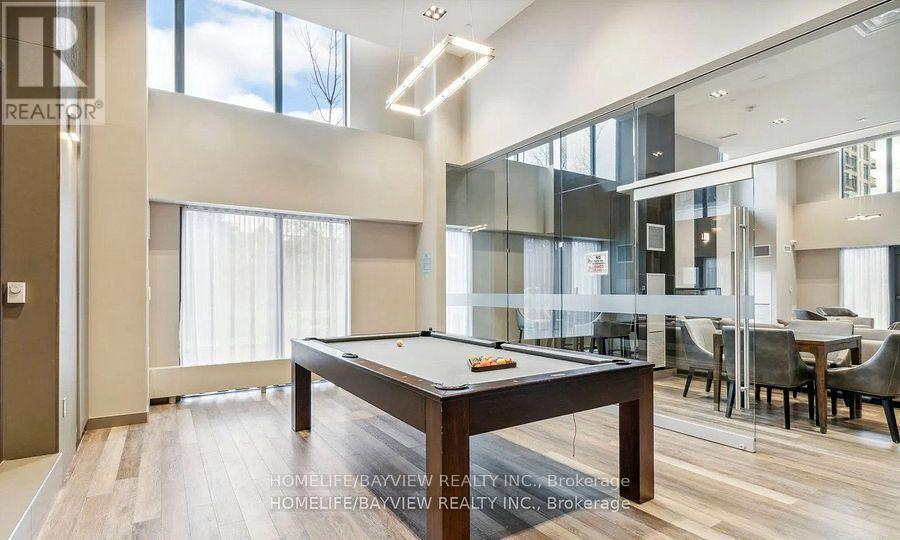 901 - 75 Oneida Crescent, Richmond Hill, Ontario  L4B 0G9 - Photo 9 - N12680898