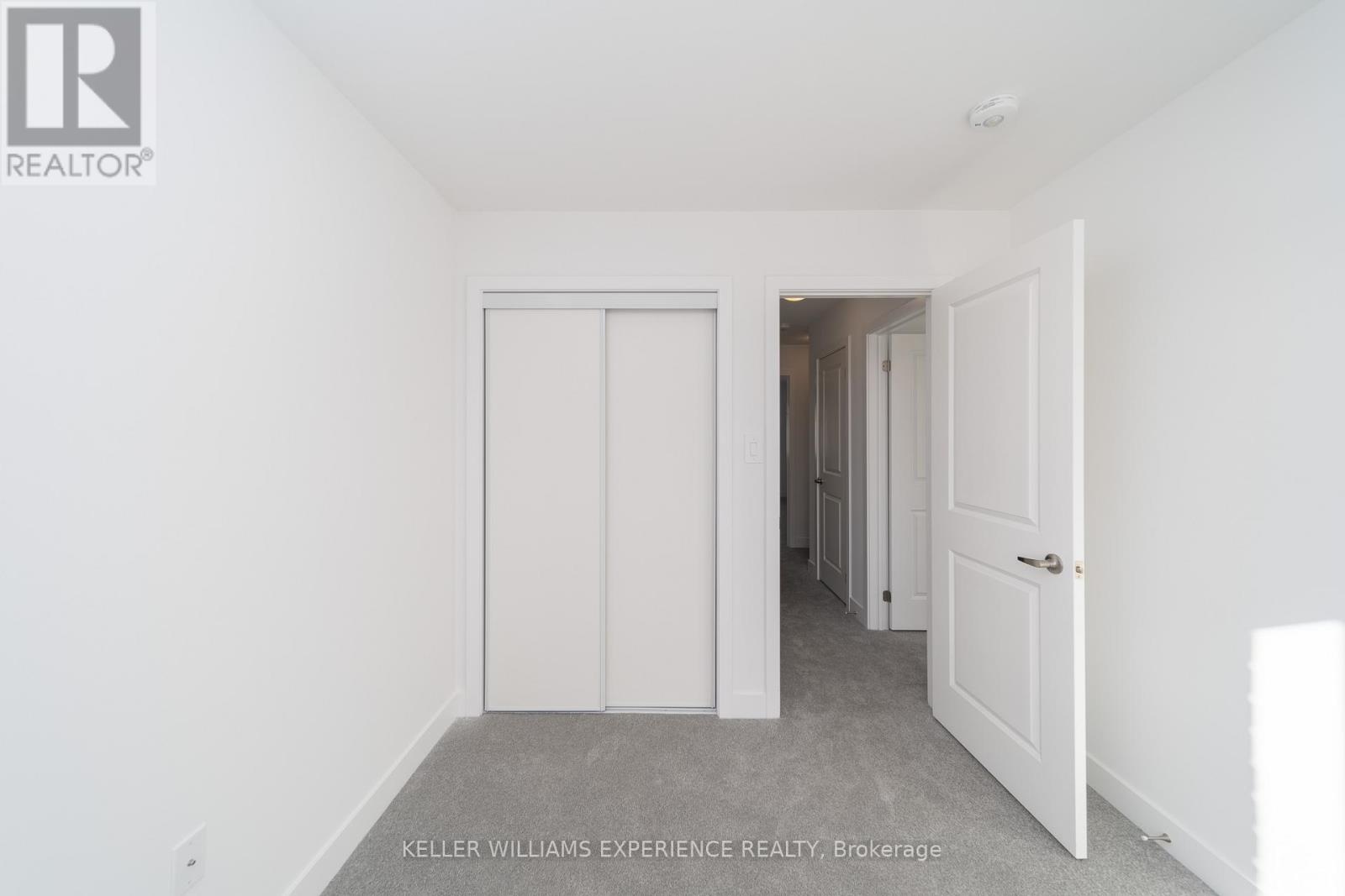 23 Evergreen Terrace, Barrie (Painswick South), Ontario  L4N 6K7 - Photo 10 - S12680682