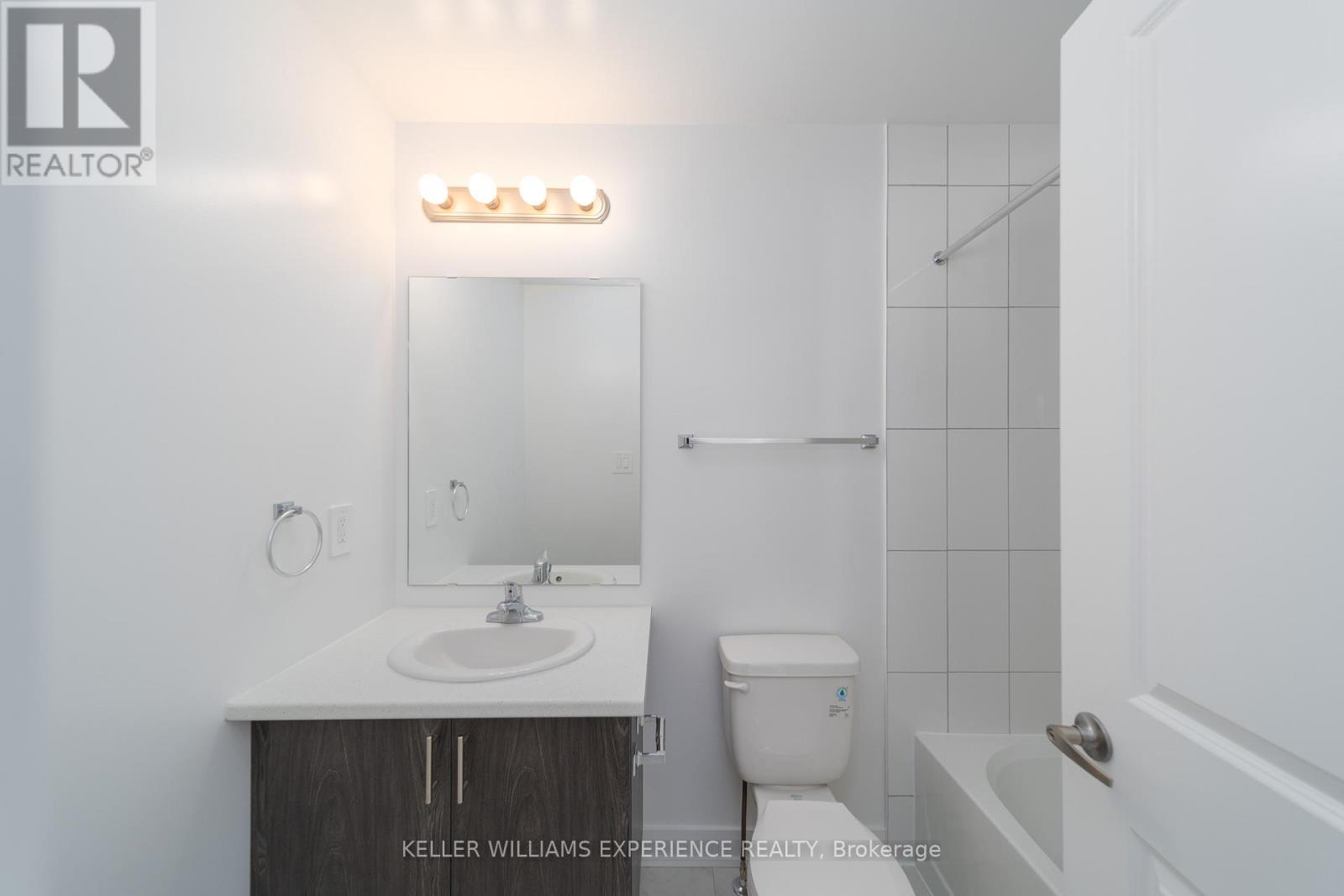 23 Evergreen Terrace, Barrie (Painswick South), Ontario  L4N 6K7 - Photo 17 - S12680682