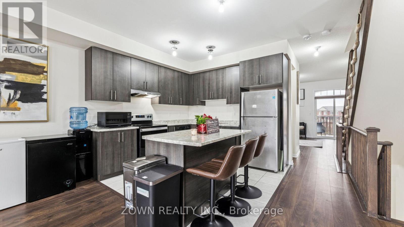 31 Healthcote Lane, Ajax, Ontario  L1Z 1V0 - Photo 14 - E12680424