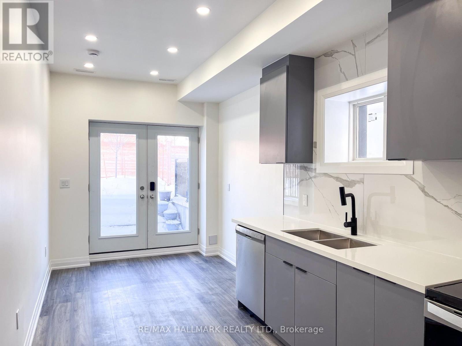 Basement - 22 Direzze Court, Richmond Hill, Ontario  L4C 7V8 - Photo 3 - N12674366