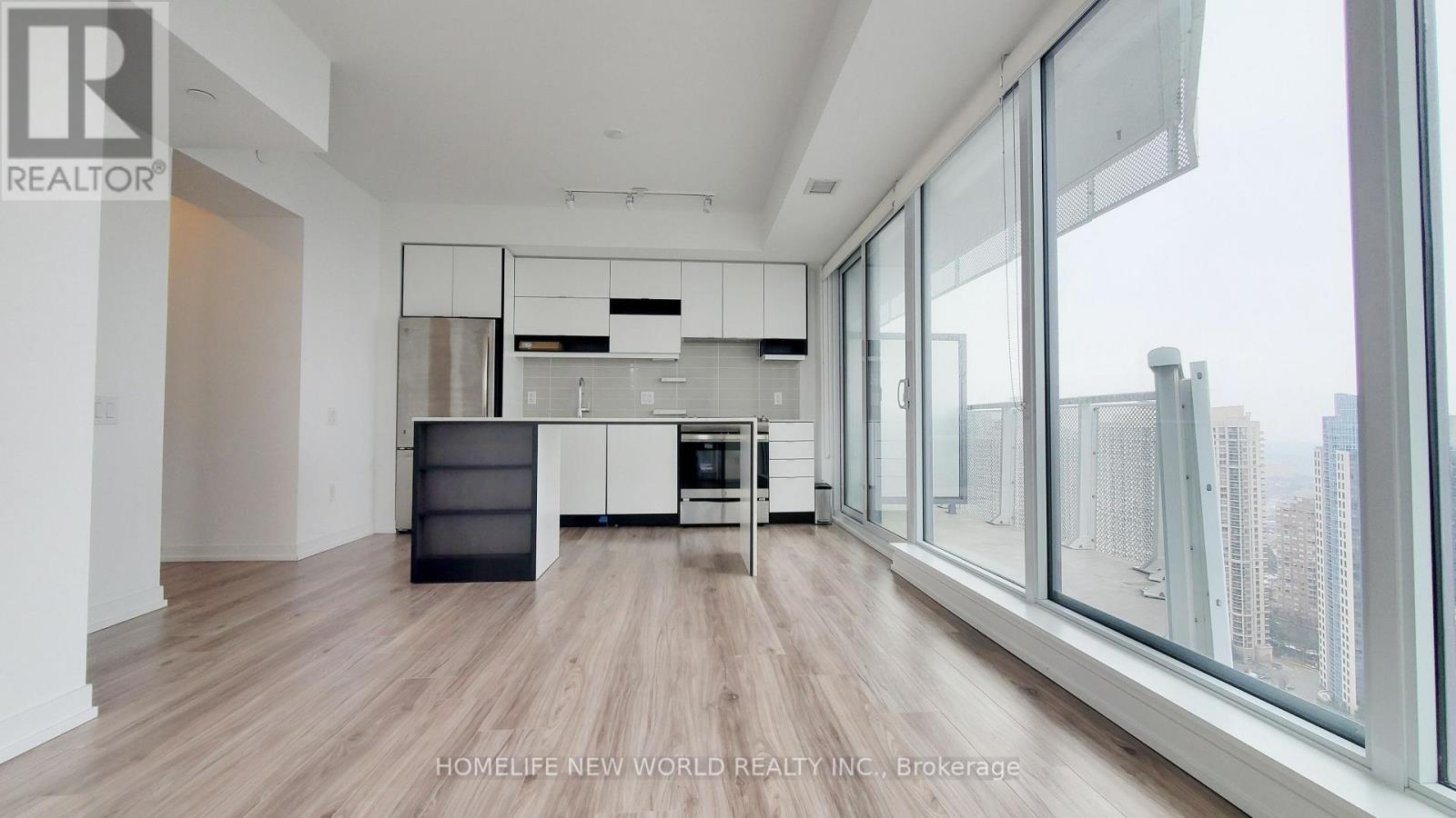 3110 - 4065 Confederation Parkway, Mississauga, Ontario  L5B 0L4 - Photo 4 - W12680616