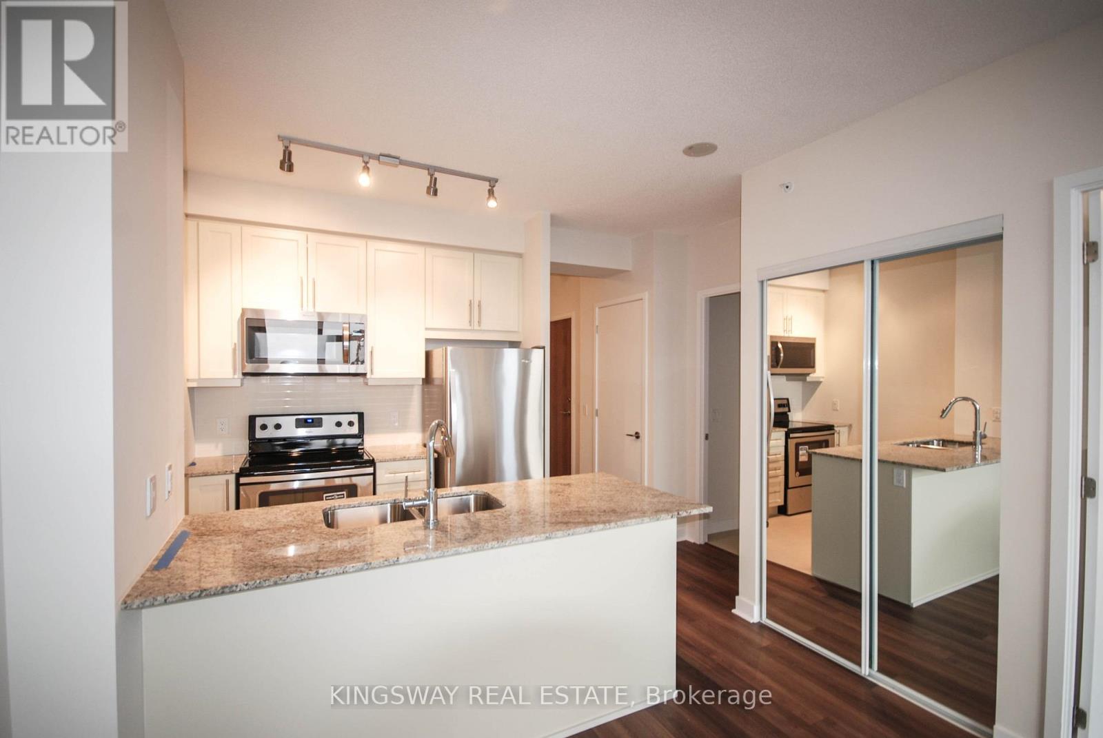 2605 - 3975 Grank Park Drive, Mississauga, Ontario  L5B 0K4 - Photo 6 - W12680656