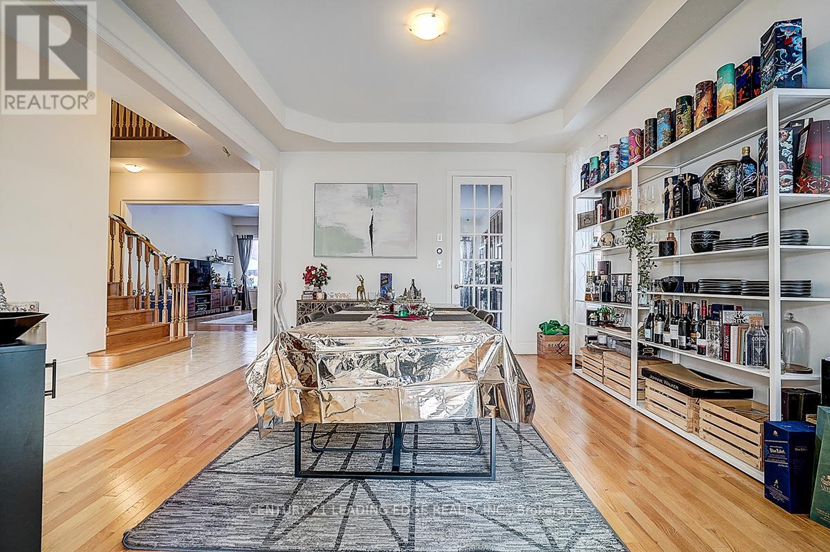 455 Threshing Mill Boulevard, Oakville, Ontario  L6H 0T4 - Photo 11 - W12680670