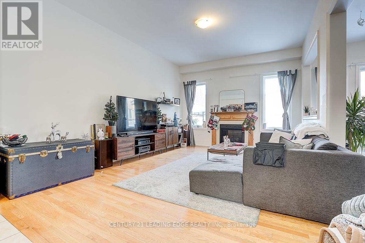 455 Threshing Mill Boulevard, Oakville, Ontario  L6H 0T4 - Photo 15 - W12680670