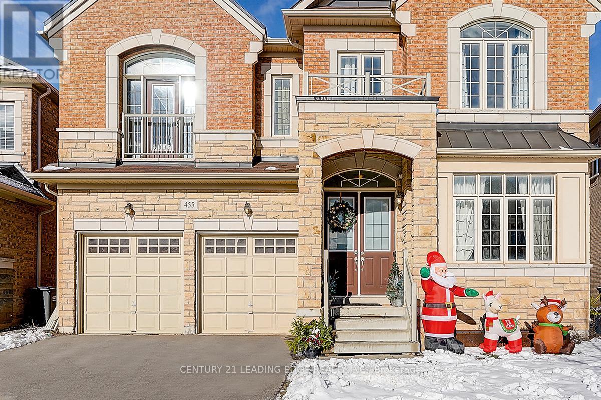 455 Threshing Mill Boulevard, Oakville, Ontario  L6H 0T4 - Photo 2 - W12680670