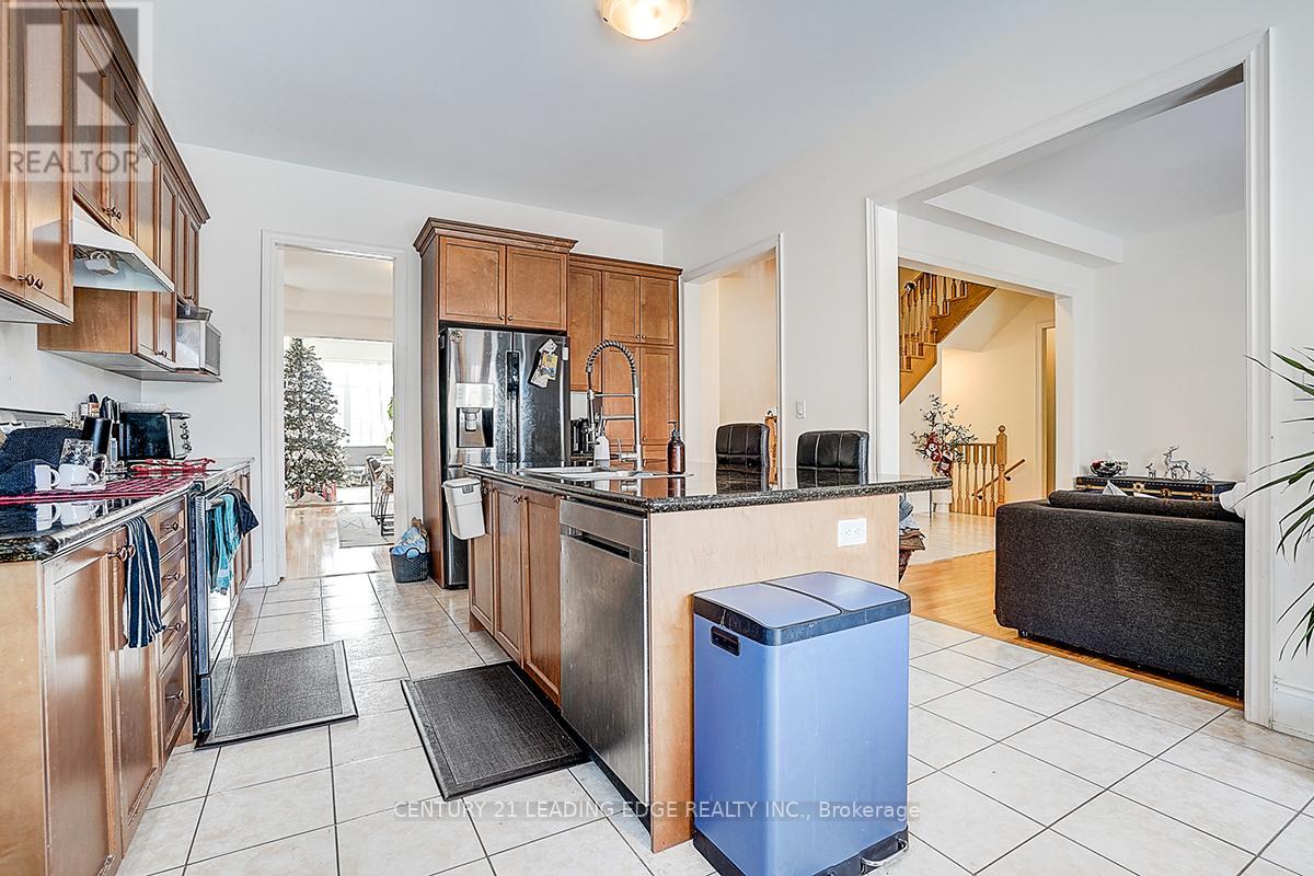 455 Threshing Mill Boulevard, Oakville, Ontario  L6H 0T4 - Photo 25 - W12680670