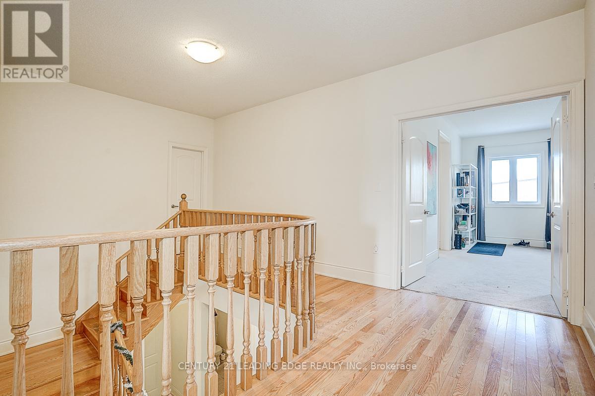 455 Threshing Mill Boulevard, Oakville, Ontario  L6H 0T4 - Photo 33 - W12680670