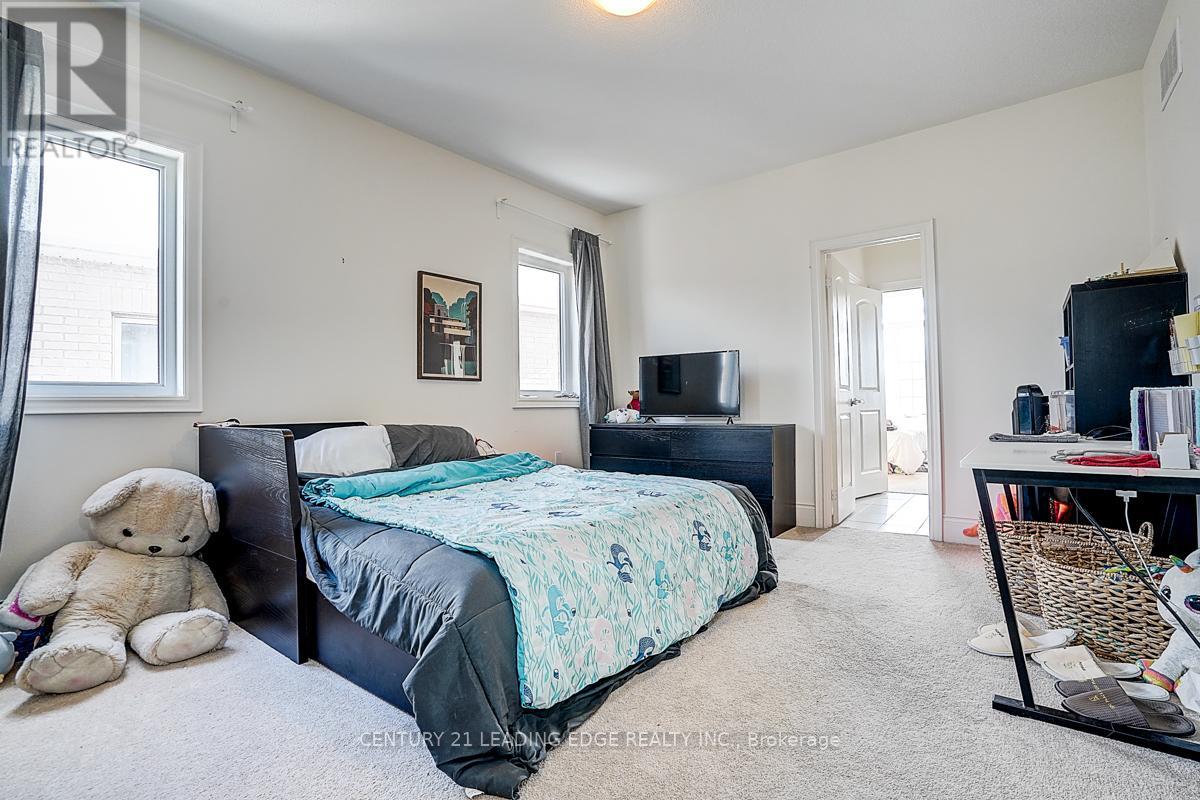 455 Threshing Mill Boulevard, Oakville, Ontario  L6H 0T4 - Photo 40 - W12680670