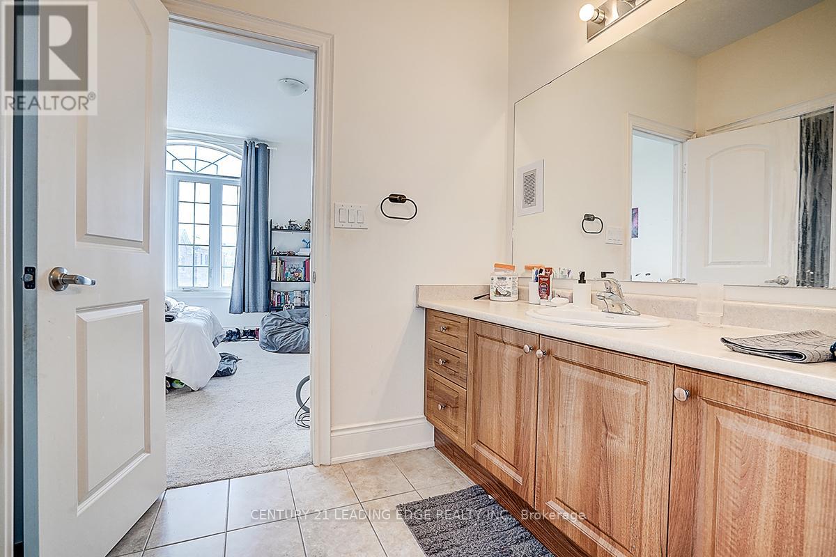 455 Threshing Mill Boulevard, Oakville, Ontario  L6H 0T4 - Photo 41 - W12680670