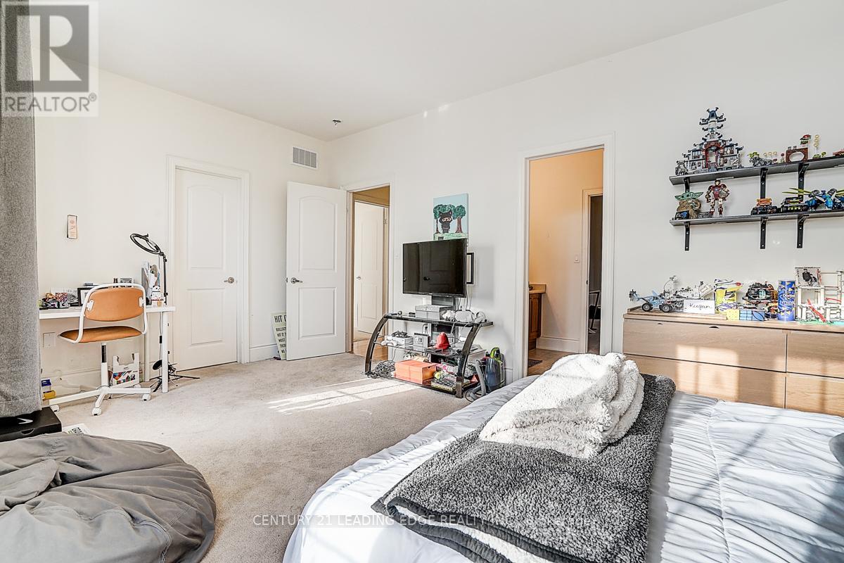 455 Threshing Mill Boulevard, Oakville, Ontario  L6H 0T4 - Photo 44 - W12680670