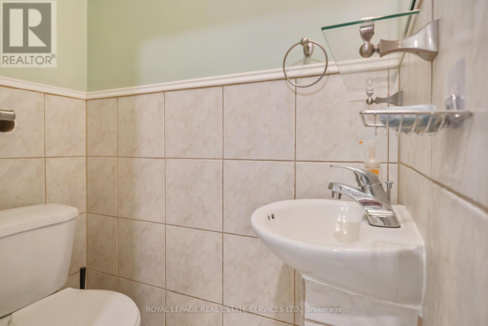 1 - 18 Thirty Third Street, Toronto, Ontario  M8W 3G9 - Photo 14 - W12680690