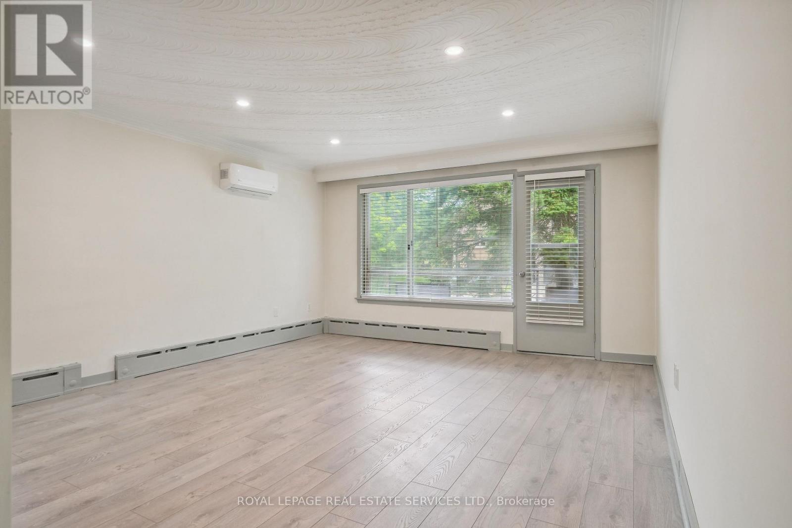 2 - 18 Thirty Third Street, Toronto, Ontario  M8W 3G9 - Photo 7 - W12680692