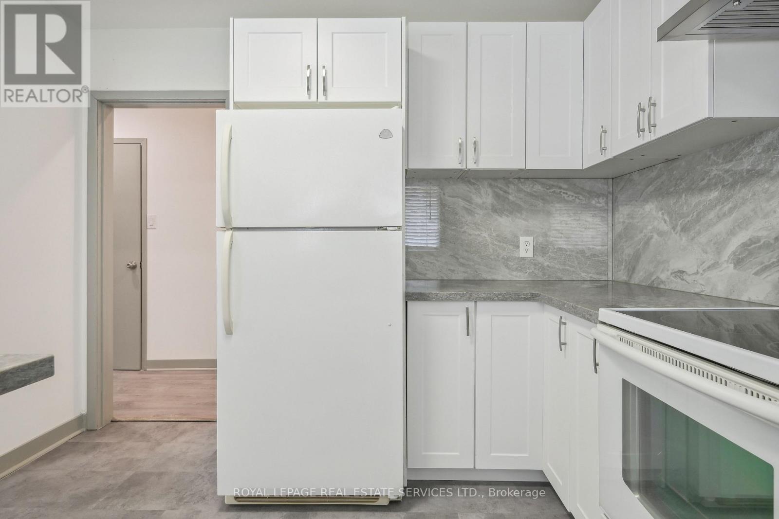 4 - 18 Thirty Third Street, Toronto, Ontario  M8W 3G9 - Photo 17 - W12680696