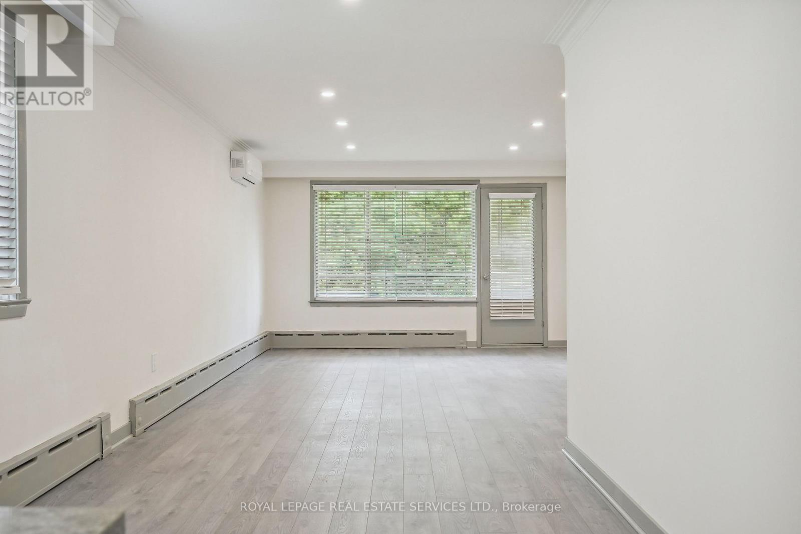 4 - 18 Thirty Third Street, Toronto, Ontario  M8W 3G9 - Photo 18 - W12680696