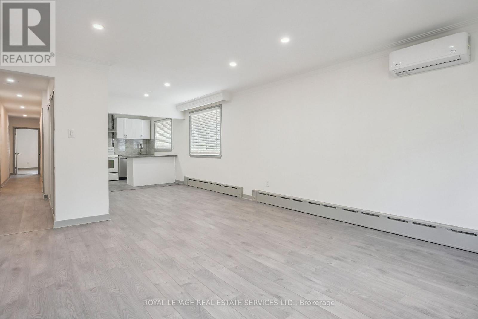 4 - 18 Thirty Third Street, Toronto, Ontario  M8W 3G9 - Photo 9 - W12680696