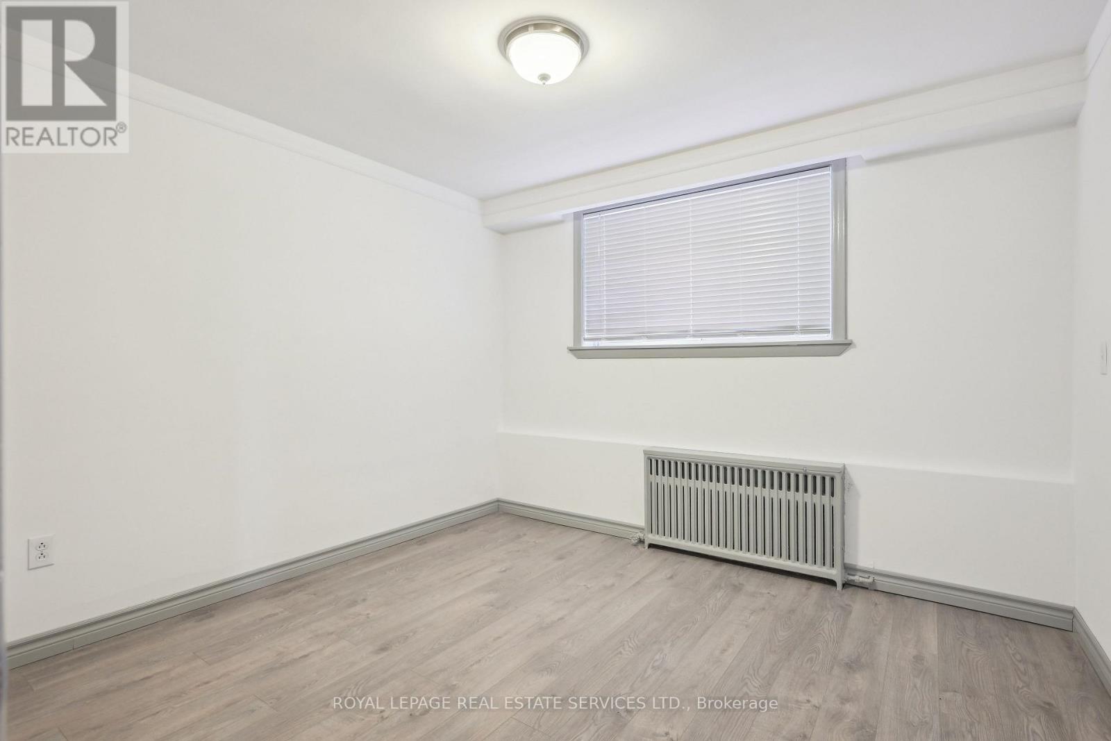 5 - 18 Thirty Third Street, Toronto, Ontario  M8W 3G9 - Photo 14 - W12680710