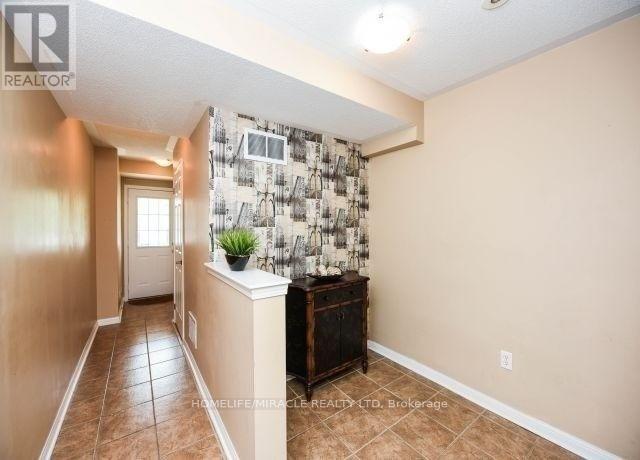 1175 Mcdowell Crescent, Milton, Ontario  L9T 6R6 - Photo 2 - W12680760