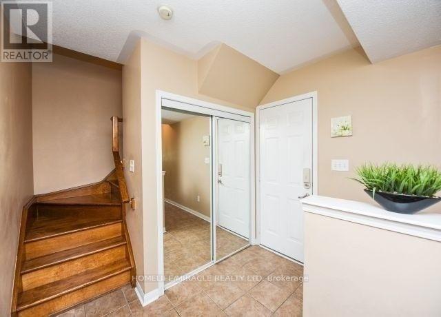 1175 Mcdowell Crescent, Milton, Ontario  L9T 6R6 - Photo 3 - W12680760