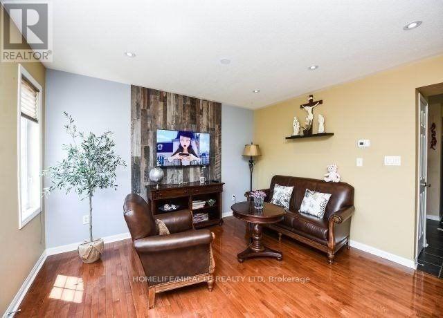 1175 Mcdowell Crescent, Milton, Ontario  L9T 6R6 - Photo 8 - W12680760