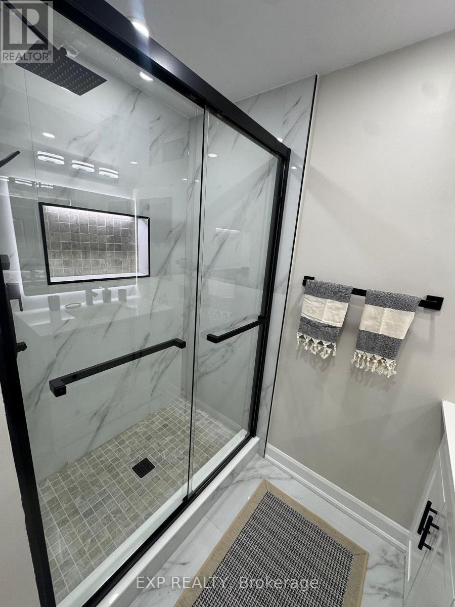 Basement - 925 Cobb Court, Mississauga, Ontario  L5V 1X8 - Photo 3 - W12680880