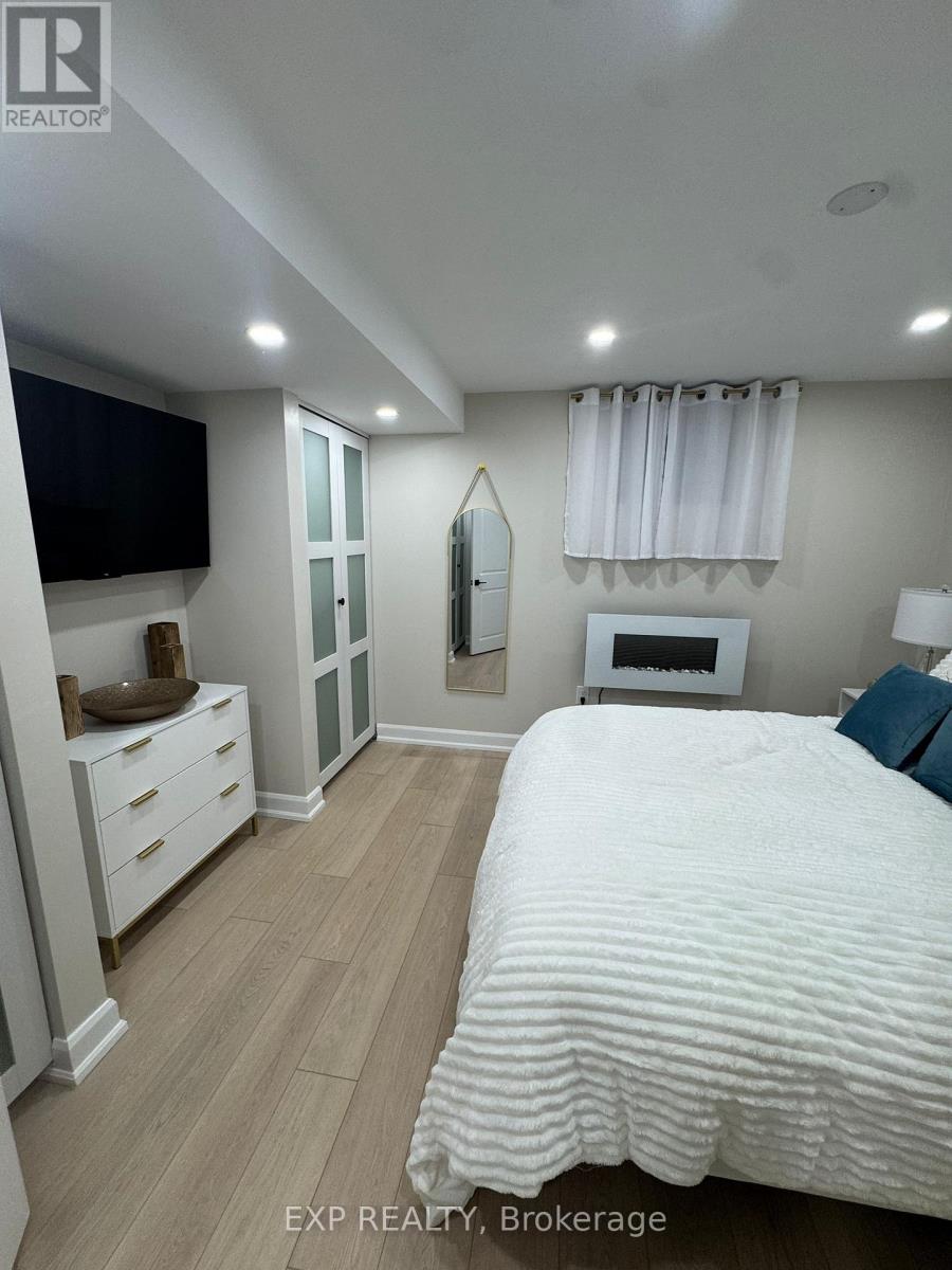 Basement - 925 Cobb Court, Mississauga, Ontario  L5V 1X8 - Photo 8 - W12680880