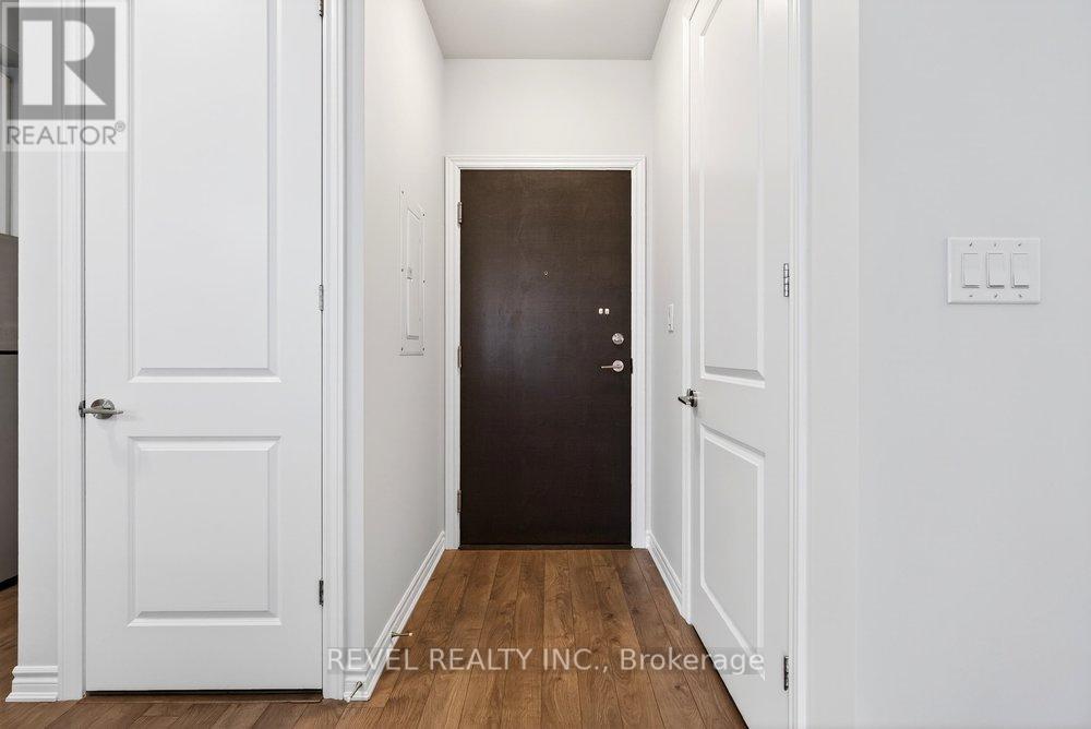 503 - 150 Oak Park Boulevard, Oakville, Ontario  L6H 3P2 - Photo 7 - W12680888